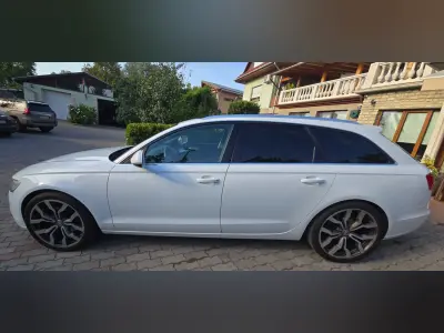 Audi A6 2012 (miniatűr)