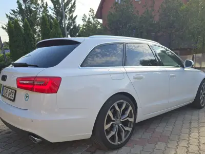 Audi A6 2012 (miniatűr)