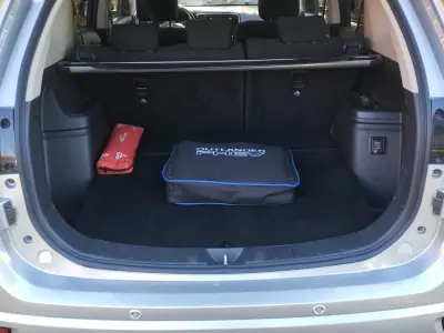 Mitsubishi Outlander 2021 (miniatűr)