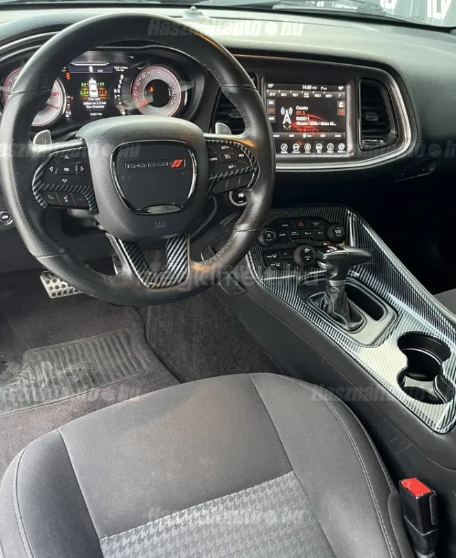Dodge Challenger 2017