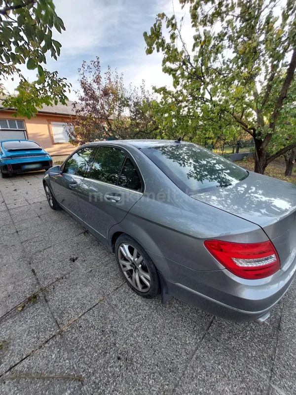 Mercedes-Benz C 220 2012