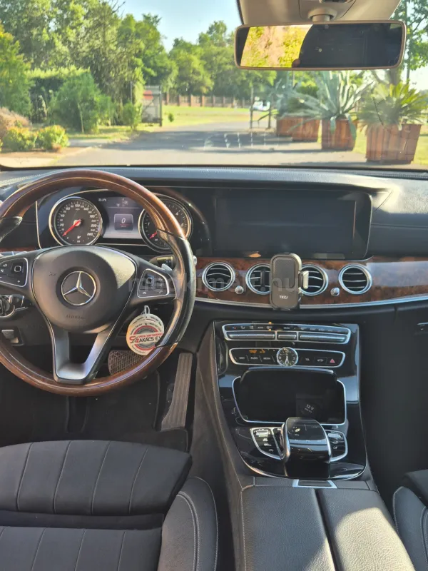 Mercedes-Benz E 220 2017