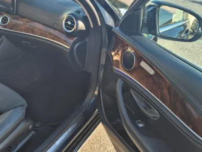 Mercedes-Benz E 220 2017 (miniatűr)