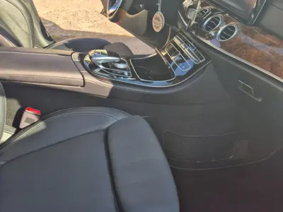 Mercedes-Benz E 220 2017 (miniatűr)