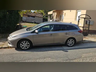 Toyota Auris 2015 (miniatűr)
