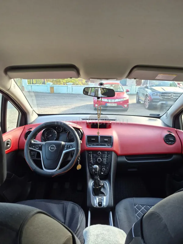 Opel Meriva 2013