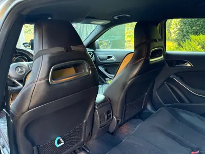 Mercedes-Benz GLA 250 2018 (miniatűr)