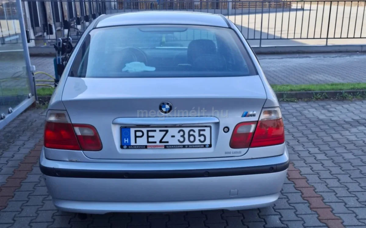 BMW 318 2002