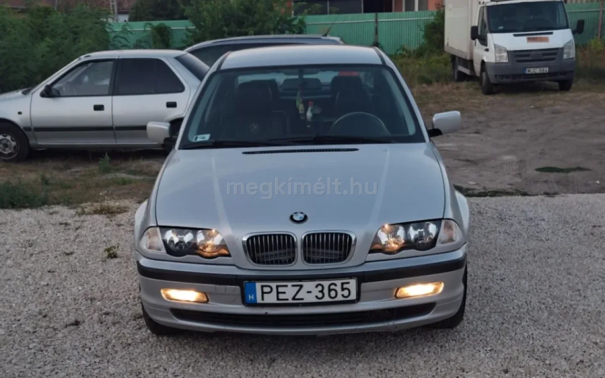 BMW 318 2002