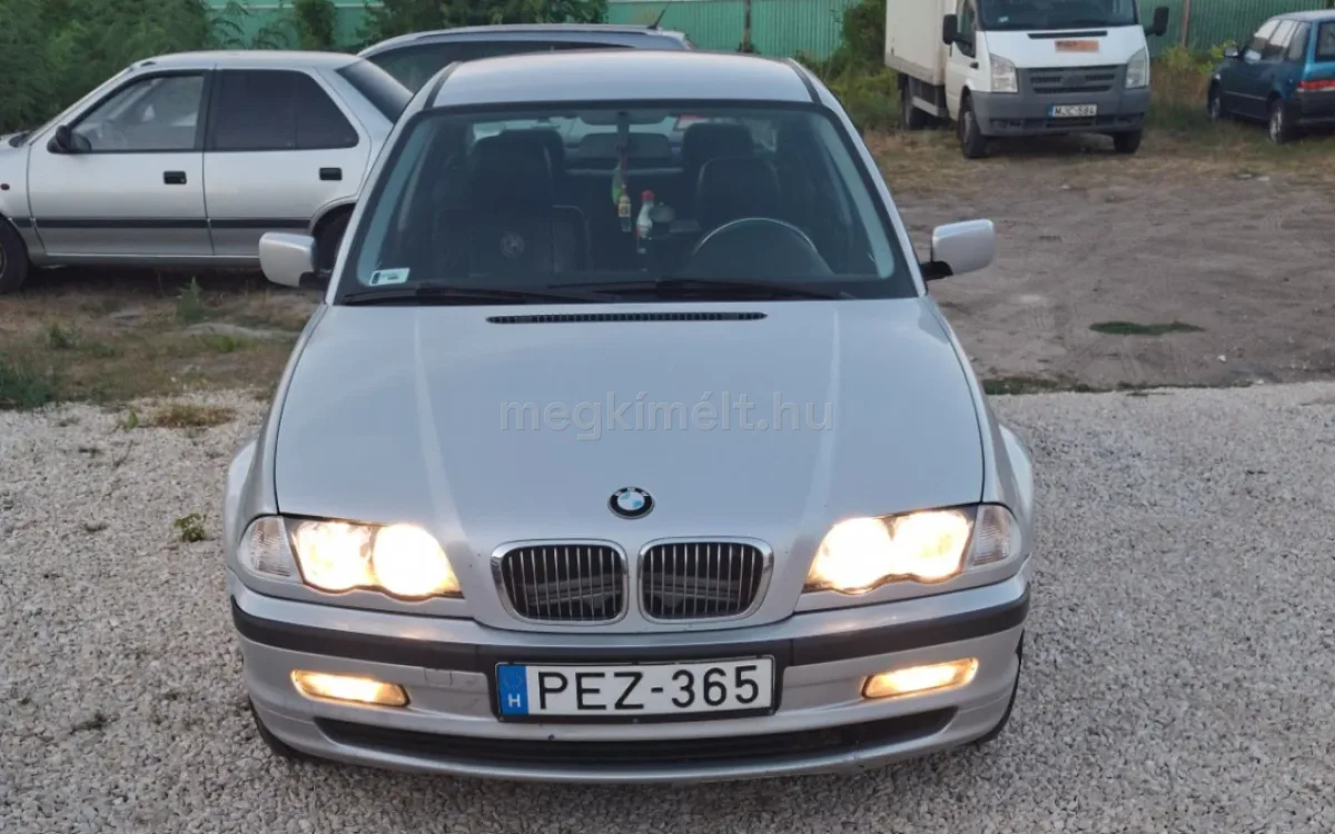 BMW 318 2002