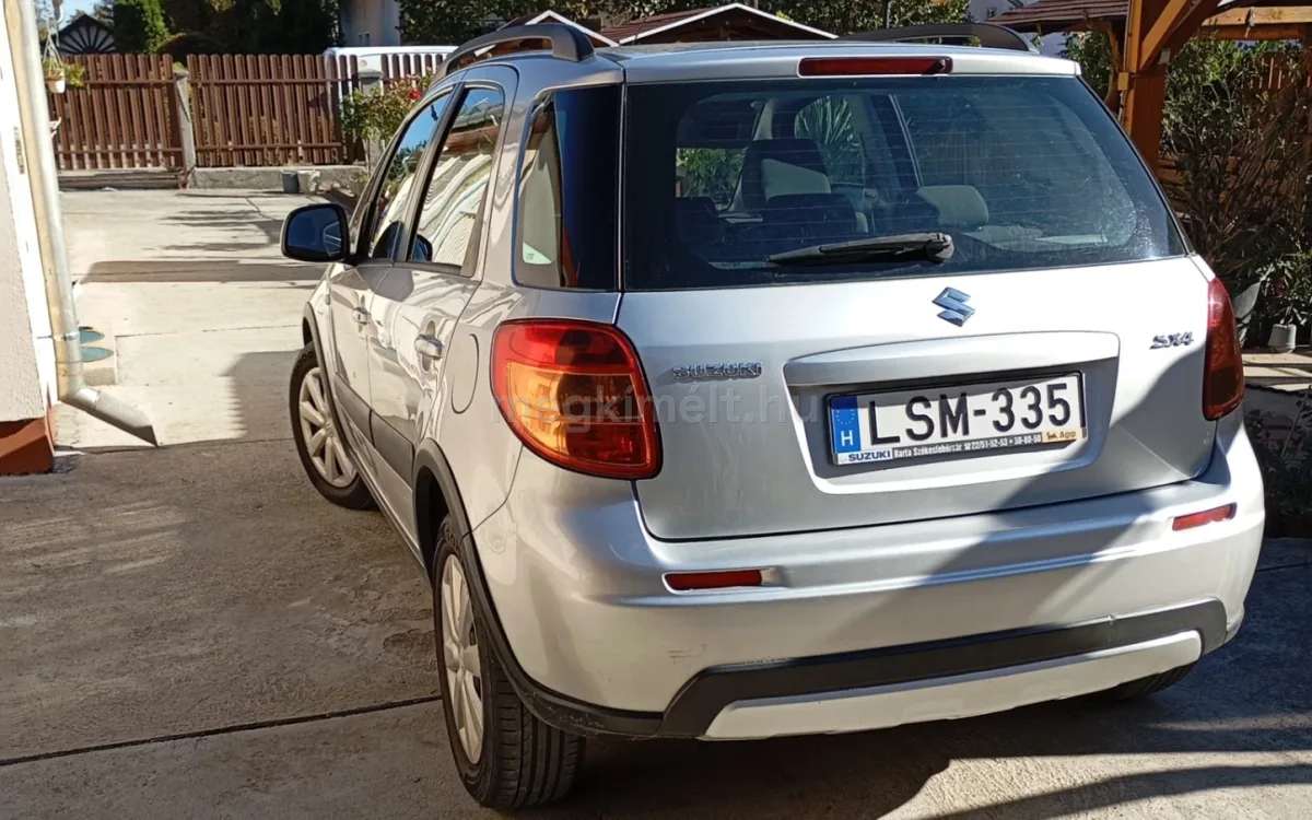 Suzuki SX4 2010