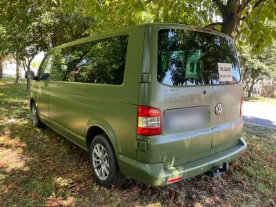 Volkswagen T5 Caravelle 2011 (miniatűr)