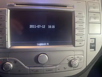 Ford Kuga 2011 (miniatűr)