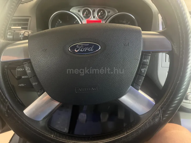 Ford Kuga 2011
