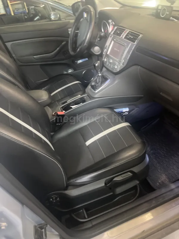 Ford Kuga 2011