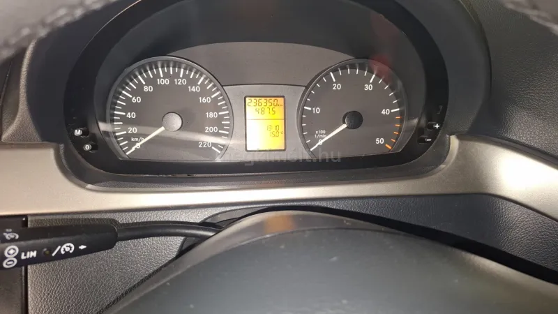 Mercedes-Benz Vito 2012