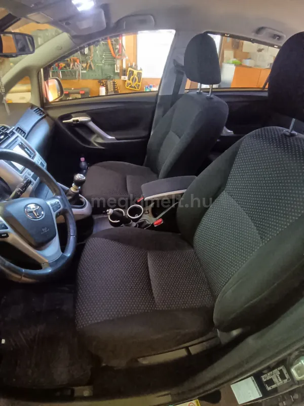 Toyota Verso 2011