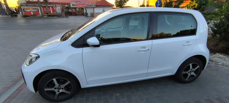 Volkswagen up! 2017