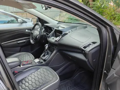 Ford Kuga 2019 (miniatűr)