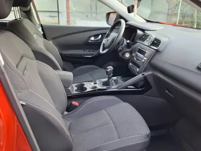 Renault Kadjar 2019 (miniatűr)