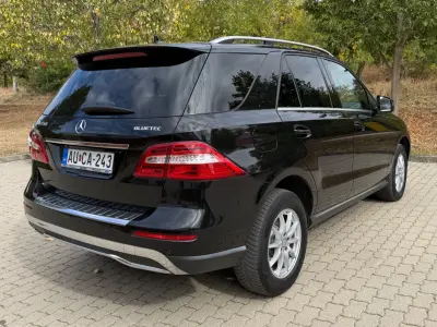 Mercedes-Benz ML 350 2013 (miniatűr)