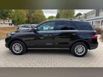 Mercedes-Benz ML 350 2013 (miniatűr)