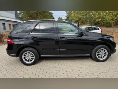 Mercedes-Benz ML 350 2013 (miniatűr)