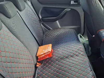 Ford Focus 2006 (miniatűr)