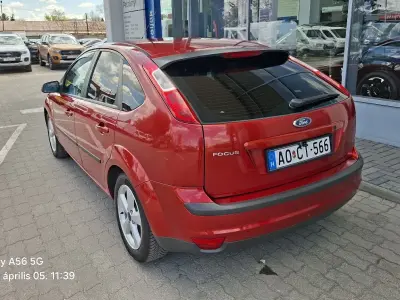 Ford Focus 2006 (miniatűr)
