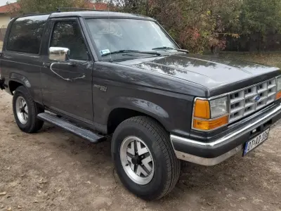 Ford Bronco 1990 (miniatűr)