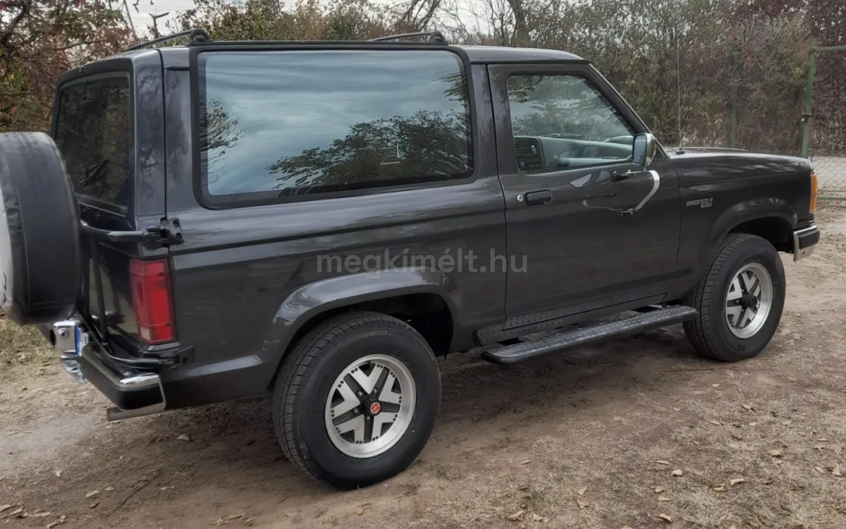 Ford Bronco 1990