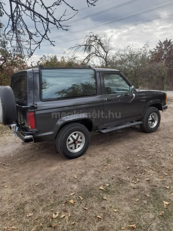 Ford Bronco 1990