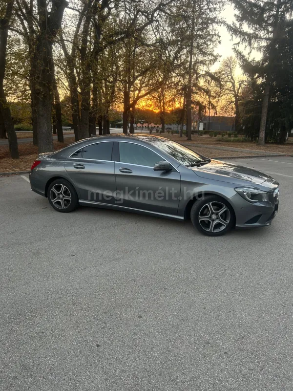 Mercedes-Benz CLA 200 2014