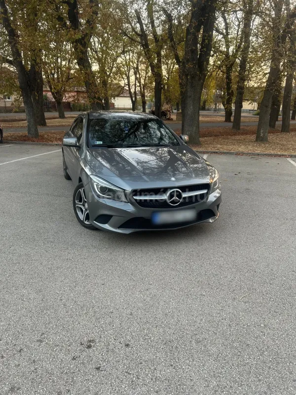 Mercedes-Benz CLA 200 2014