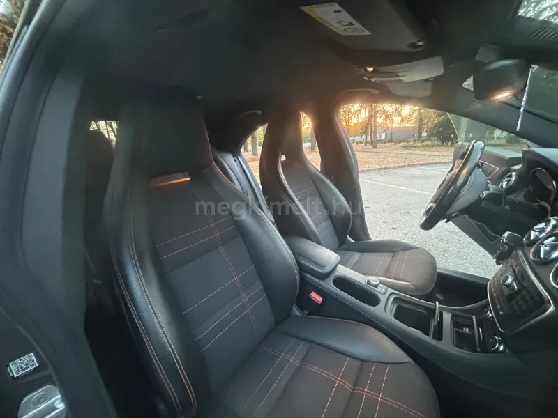 Mercedes-Benz CLA 200 2014