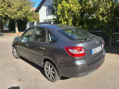 Lada Granta 2016 (miniatűr)