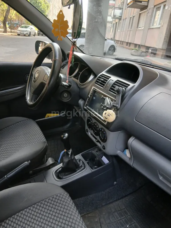 Suzuki Ignis 2007