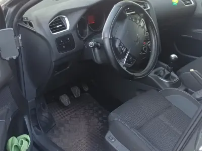 Citroën C4 2013 (miniatűr)
