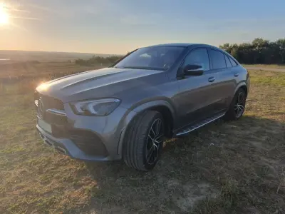 Mercedes-Benz GLE 400 2020 (miniatűr)