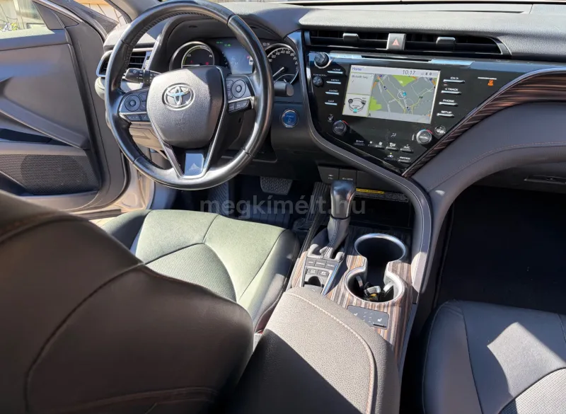 Toyota Camry 2020