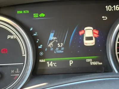 Toyota Camry 2020 (miniatűr)