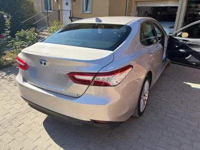 Toyota Camry 2020 (miniatűr)