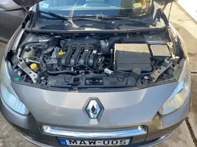 Renault Fluence 2011 (miniatűr)
