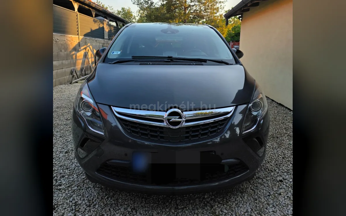Opel Zafira Tourer 2015