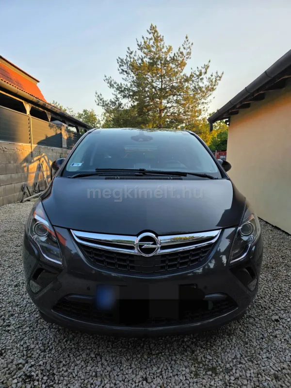 Opel Zafira Tourer 2015