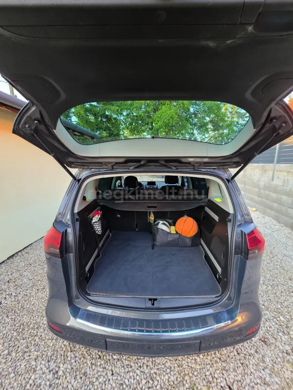 Opel Zafira Tourer 2015