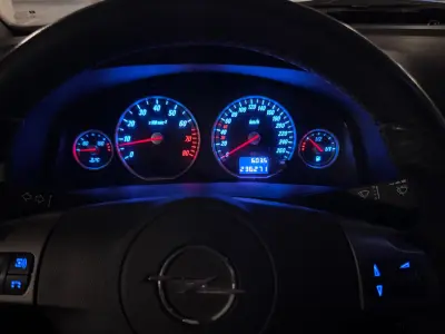 Opel Vectra 2004 (miniatűr)