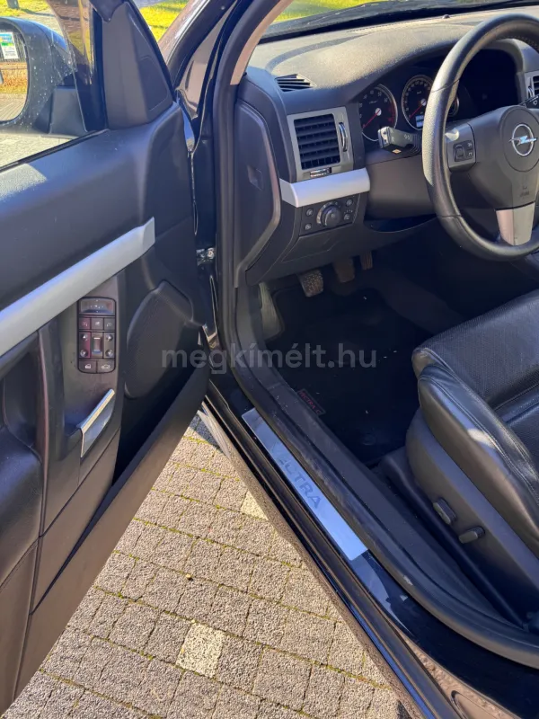 Opel Vectra 2004