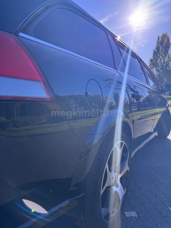 Opel Vectra 2004