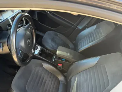 Volkswagen Passat Variant 2012 (miniatűr)